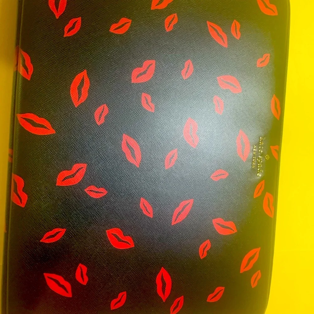 Kate Spade Computer Sleeve Red Lips Black Faux Leather